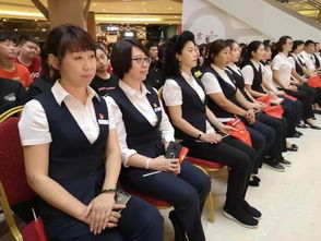 我與祖國同行——沈陽舉辦大型服務(wù)禮儀展演彰顯專業(yè)風(fēng)采